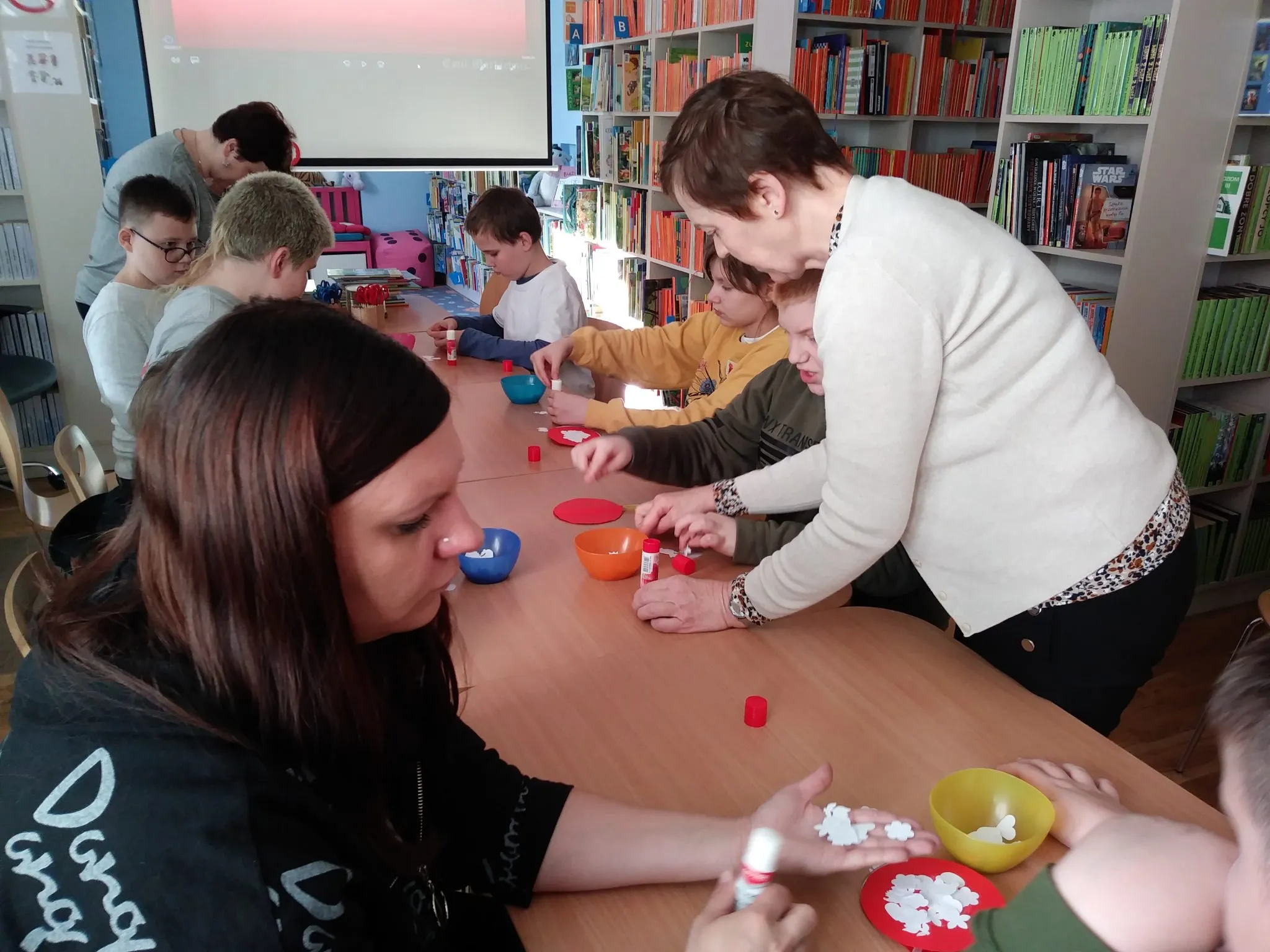 Tematyczne Zajęcia w Bibliotece Publicznej dla Dzieci i Młodzieży Nr 13