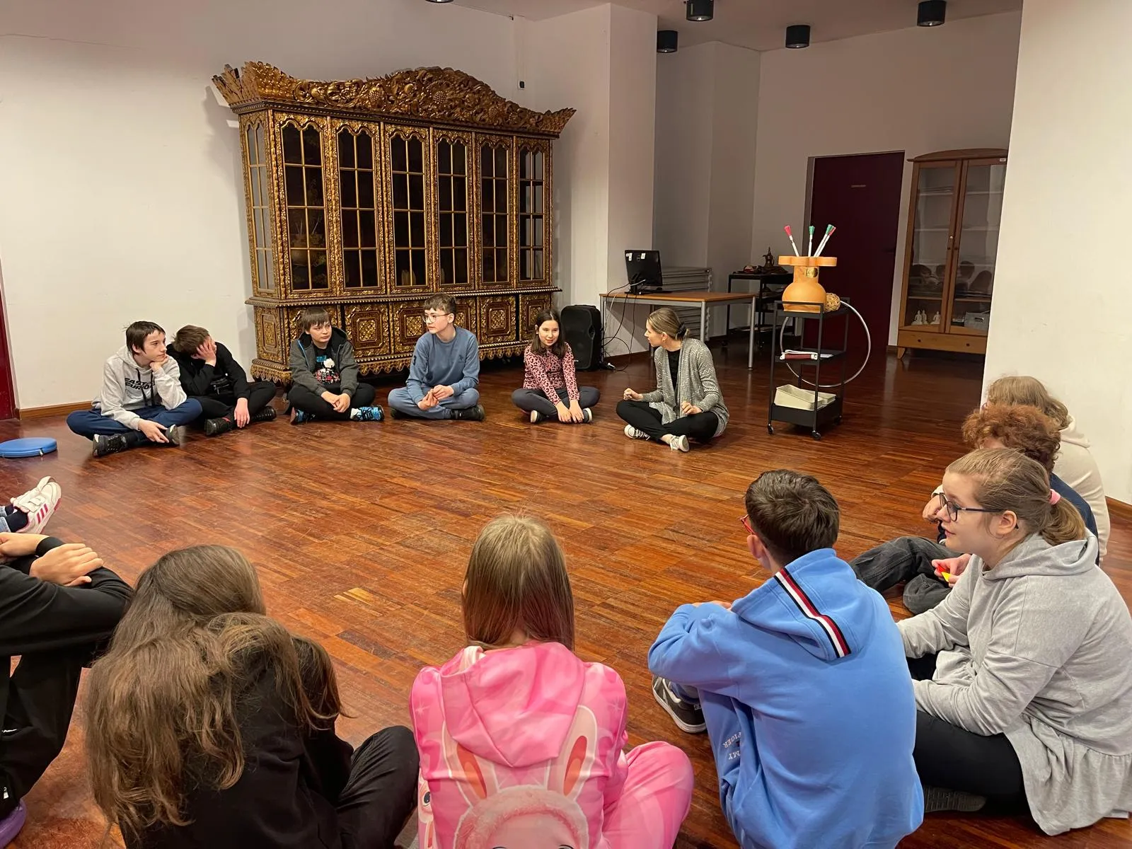 Wyjście uczniów klas 4–6 do Muzeum Azji i Pacyfiku